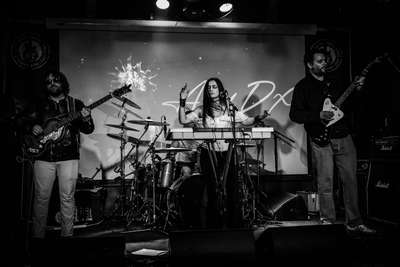 Amy Dx Band Live Firebug